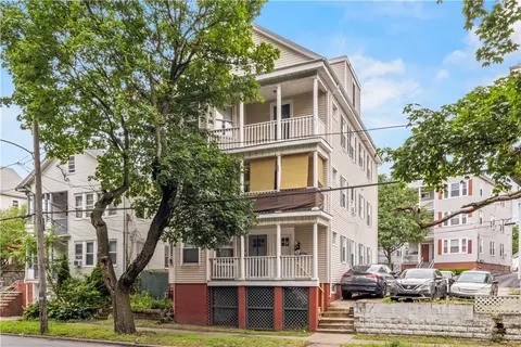 33 Raymond St, Providence, RI 02908