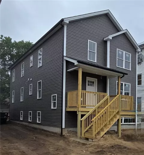 129 Stanwood St, Providence, RI 02907