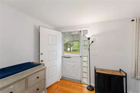 2 Glen Dr, Warwick, RI 02889 photo 14