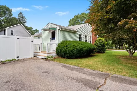 2 Glen Dr, Warwick, RI 02889 photo 11