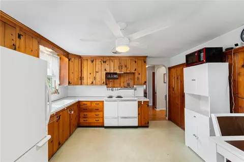 2 Glen Dr, Warwick, RI 02889 photo 23