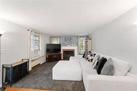 2 Glen Dr, Warwick, RI 02889 photo 15