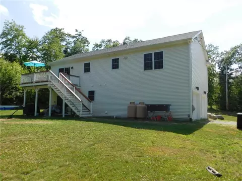 476 Ledge Rd, Coventry, RI 02816 photo 5