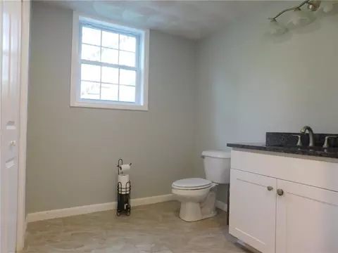 476 Ledge Rd, Coventry, RI 02816 photo 29