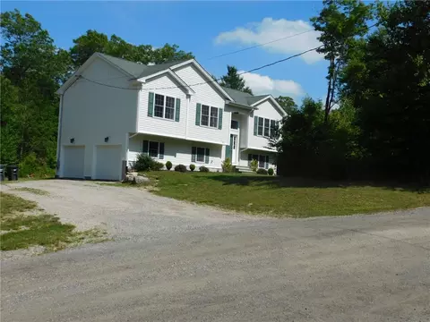 476 Ledge Rd, Coventry, RI 02816 photo 2