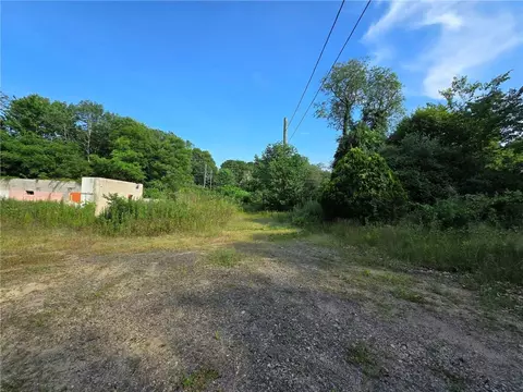 16 Vars Ln, Westerly, RI 02808 photo 3