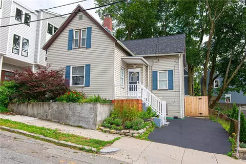 9 Locust St, Providence, RI 02906