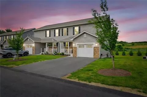 2 Sydney Rose Ct #B, Johnston, RI 02919