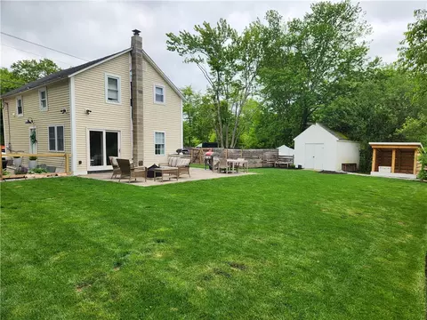 155 Hatchery Rd, North Kingstown, RI 02852