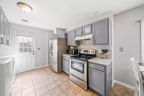 28 Paige Dr, Coventry, RI 02816 photo 12