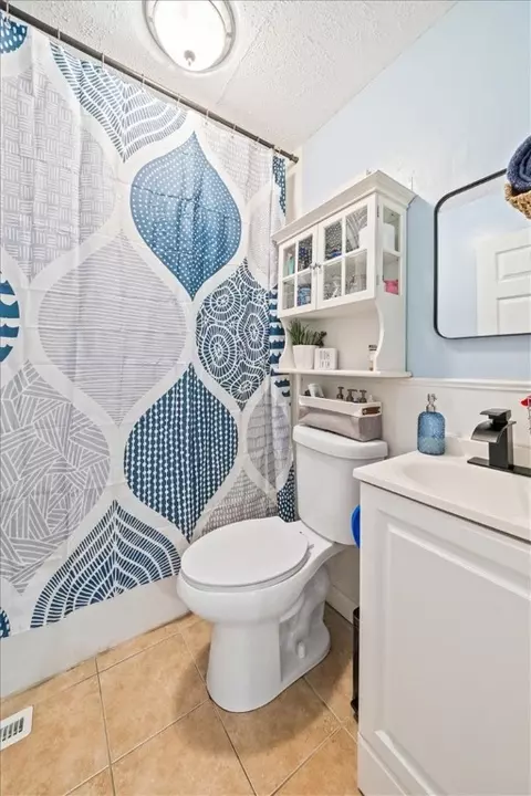 28 Paige Dr, Coventry, RI 02816 photo 23