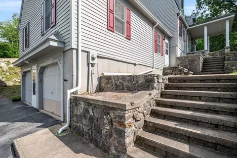 215 Manila Ave, Woonsocket, RI 02895 photo 43