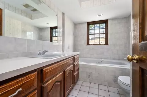 215 Manila Ave, Woonsocket, RI 02895 photo 23