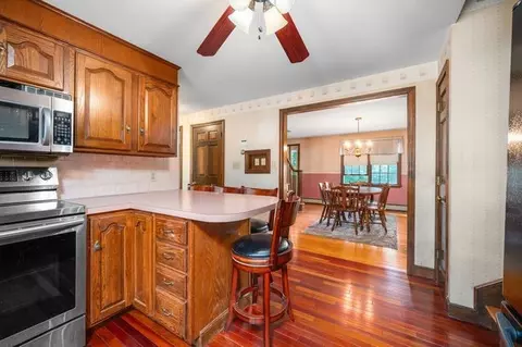 215 Manila Ave, Woonsocket, RI 02895 photo 7
