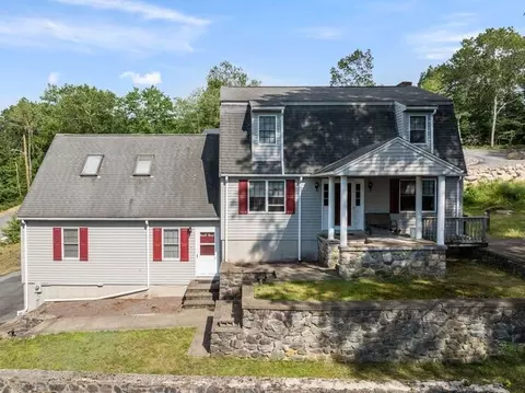 215 Manila Ave, Woonsocket, RI 02895