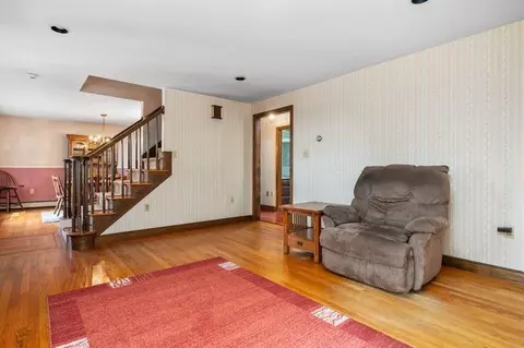 215 Manila Ave, Woonsocket, RI 02895 photo 12