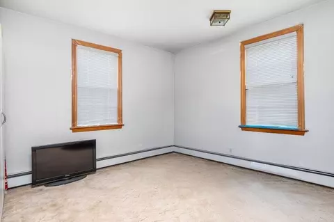 215 Manila Ave, Woonsocket, RI 02895 photo 33