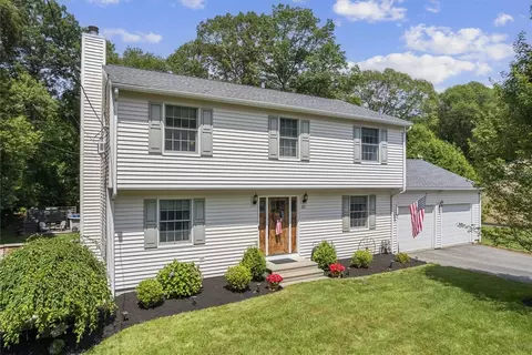 117 Mesa Dr, North Kingstown, RI 02852