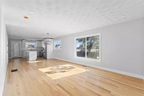 Living - 3 Riverview Ave, Westerly, RI 02891 photo 2 of 4