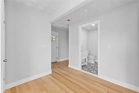 Entry Way - 3 Riverview Ave, Westerly, RI 02891 photo 3 of 3