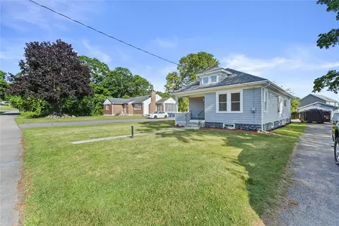 Exterior - 3 Riverview Ave, Westerly, RI 02891 photo 1 of 3