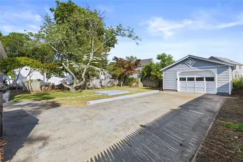 Exterior - 3 Riverview Ave, Westerly, RI 02891 photo 2 of 3