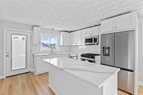 Kitchen - 3 Riverview Ave, Westerly, RI 02891 photo 4 of 5