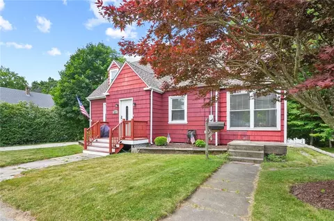 63 Broad St, Burrillville, RI 02859 photo 4