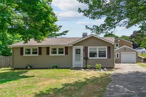 Exterior - 190 White Ave, Warwick, RI 02889 photo 3 of 7