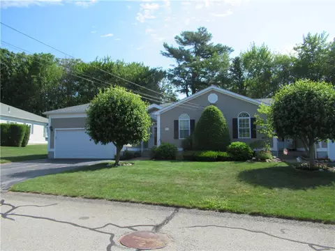 73 Orchard Meadows Dr #73, Smithfield, RI 02917
