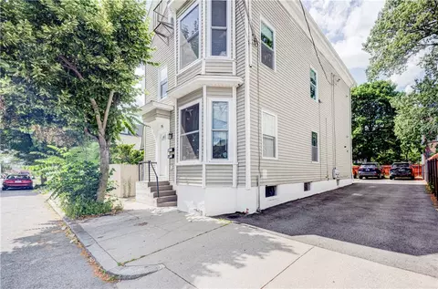 15 Wendell St, Providence, RI 02909