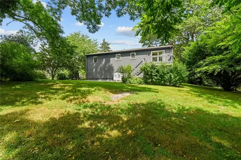 Exterior - 7 Antony Ave, Bristol, RI 02809 photo 9 of 10