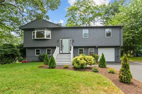 Exterior - 7 Antony Ave, Bristol, RI 02809 photo 3 of 10
