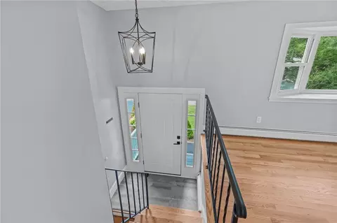 Entry Way - 7 Antony Ave, Bristol, RI 02809 photo 1 of 1