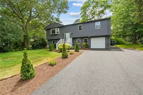 Exterior - 7 Antony Ave, Bristol, RI 02809 photo 4 of 10