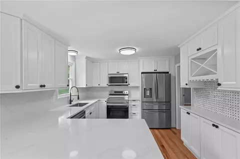 Kitchen - 7 Antony Ave, Bristol, RI 02809 photo 1 of 2