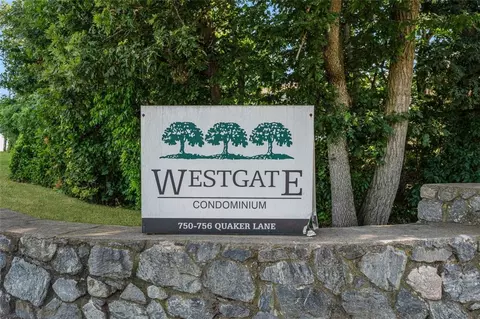 750 Quaker Ln #B112, East Greenwich, RI 02818