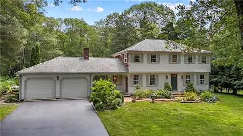 30 Stone Ridge Dr, East Greenwich, RI 02818