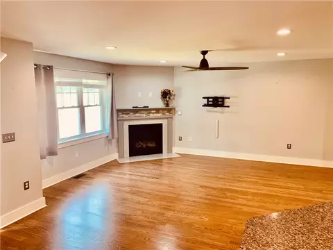 Living - 724 Centerville Rd #6, Warwick, RI 02886 photo 1 of 4