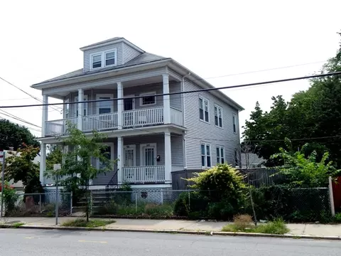 598 Admiral St, Providence, RI 02908
