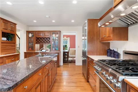 Kitchen - 237 Highland Ave, Warwick, RI 02886 photo 1 of 5