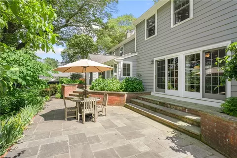 Exterior - 237 Highland Ave, Warwick, RI 02886 photo 9 of 13