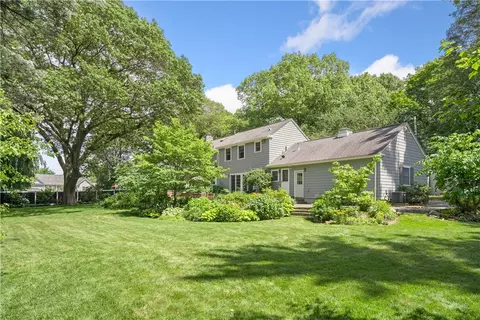 Exterior - 237 Highland Ave, Warwick, RI 02886 photo 5 of 13