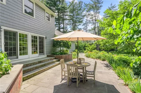 Other - 237 Highland Ave, Warwick, RI 02886 photo 1 of 8