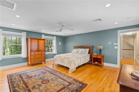 Bedroom - 237 Highland Ave, Warwick, RI 02886 photo 2 of 7