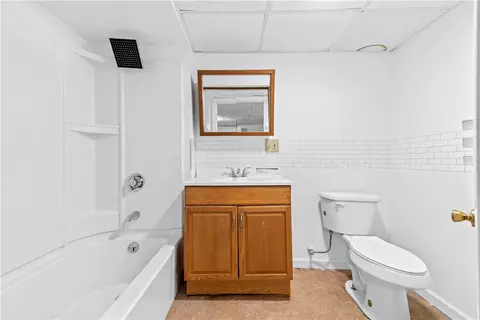 63 Loring St, Woonsocket, RI 02895 photo 17