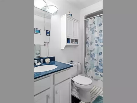 Bath - 13 Gallup St, Westerly, RI 02891 photo 4 of 6