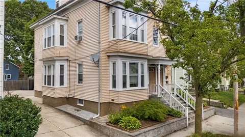 38 Vine St, East Providence, RI 02914