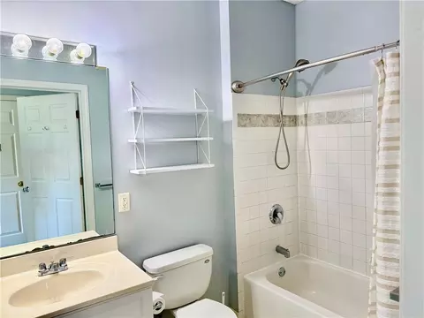 Bath - 106 Mill St #102, Woonsocket, RI 02895 photo 1 of 2