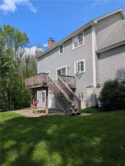 35 Snake Meadow Rd, Danielson, CT 06239 photo 2